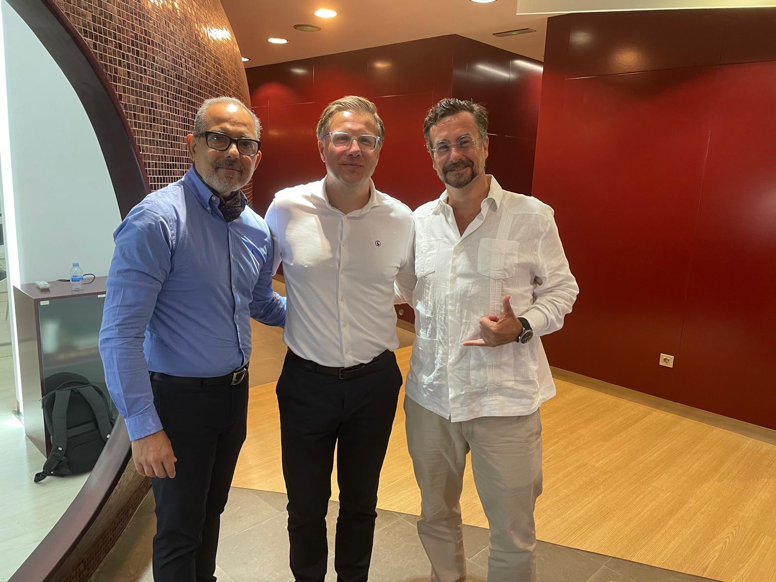 Una Jornada de Crecimiento y Conexión para Cordial Hotels en Edificio Las Torres  Gran Canaria