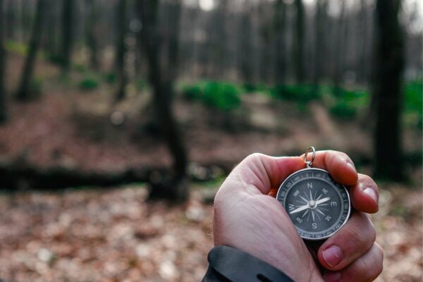 Pensamiento estratégico: la diferencia entre reaccionar y construir